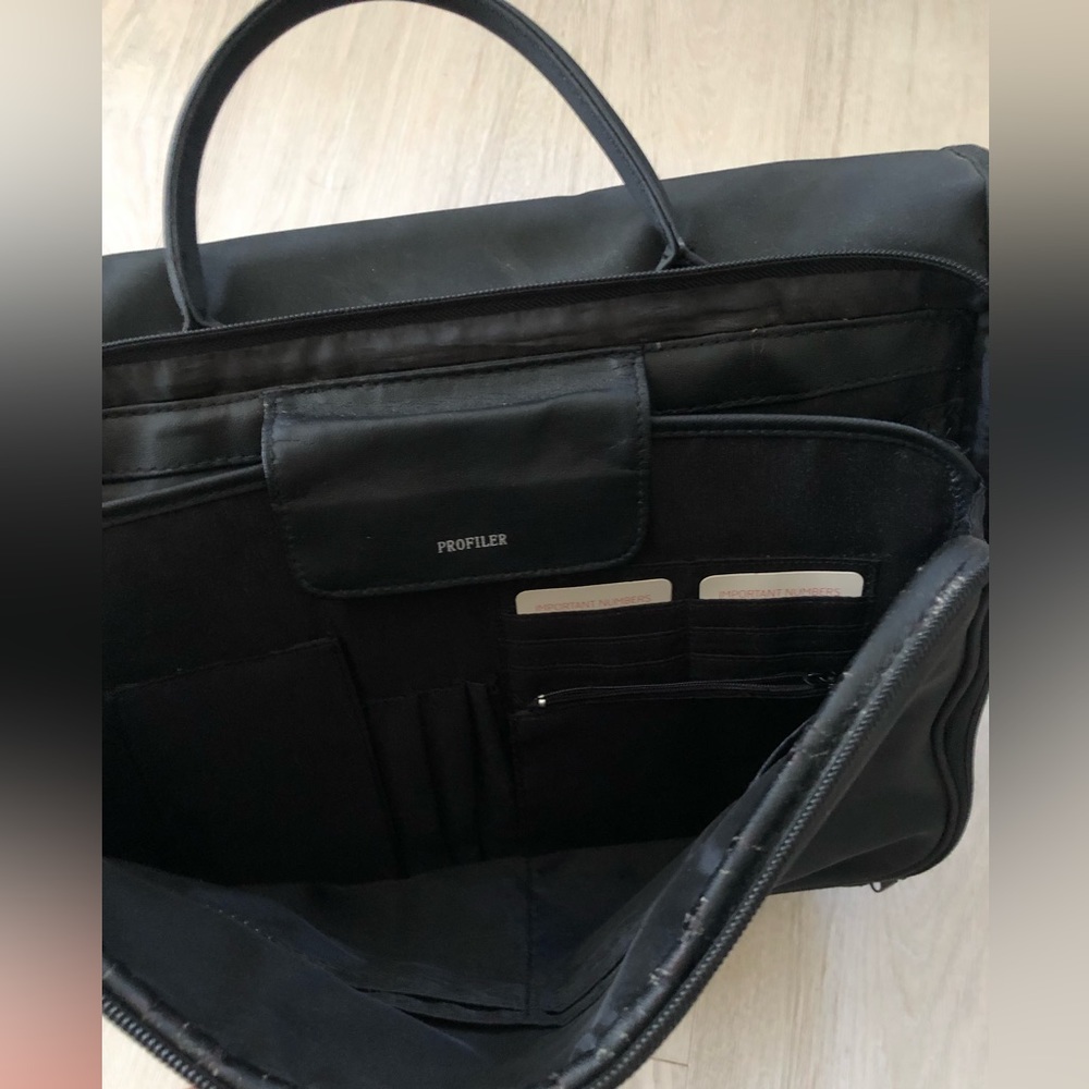 Rosetti New York Black Business Laptop Briefcase Bag - Picture 12 of 16